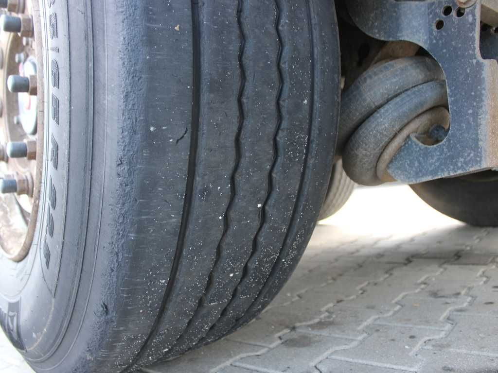 Náves s posuvnou podlahou Reisch R24, WALKINGFLOOR, LIFTING AXLE, SAF