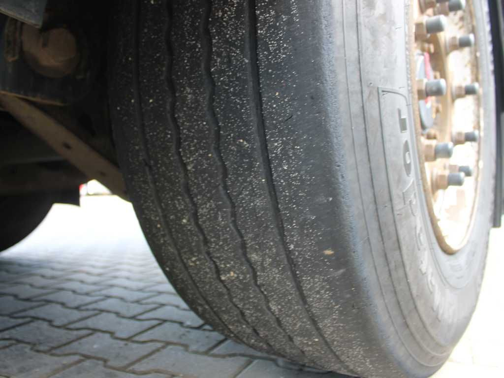 Náves s posuvnou podlahou Reisch R24, WALKINGFLOOR, LIFTING AXLE, SAF