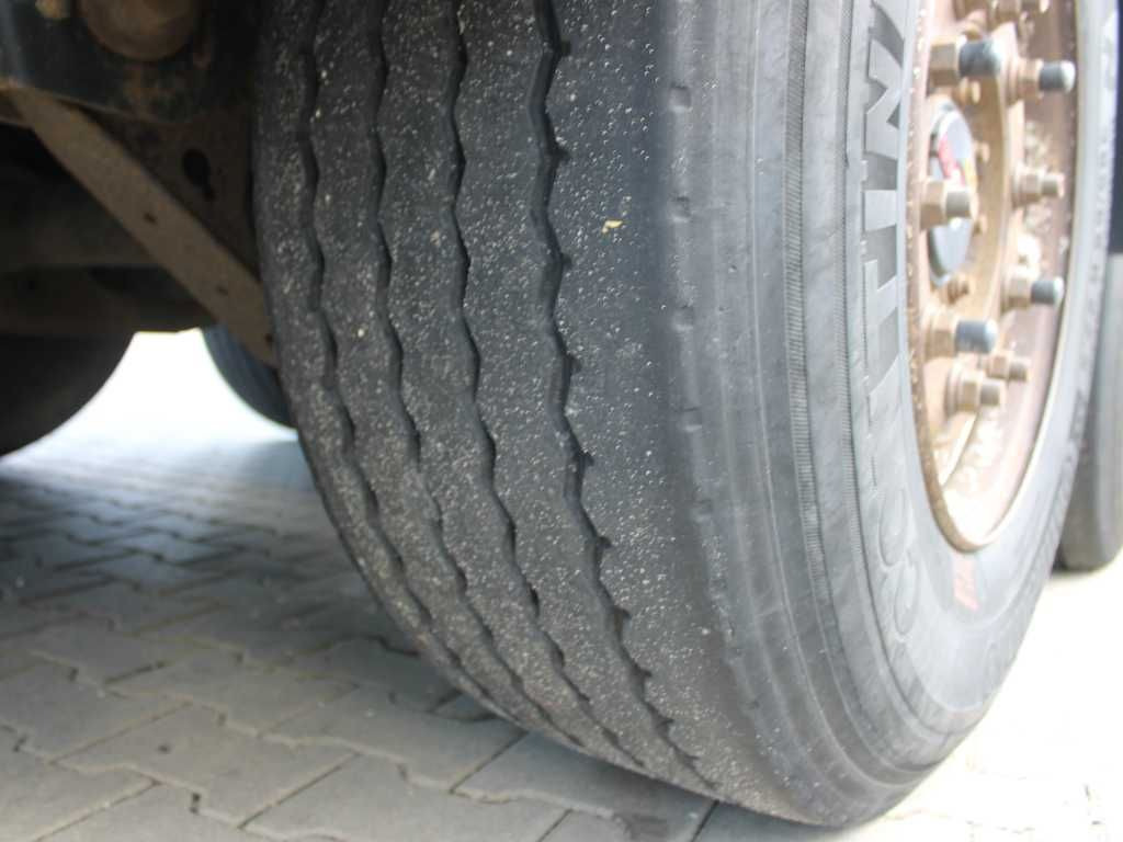 Náves s posuvnou podlahou Reisch R24, WALKINGFLOOR, LIFTING AXLE, SAF