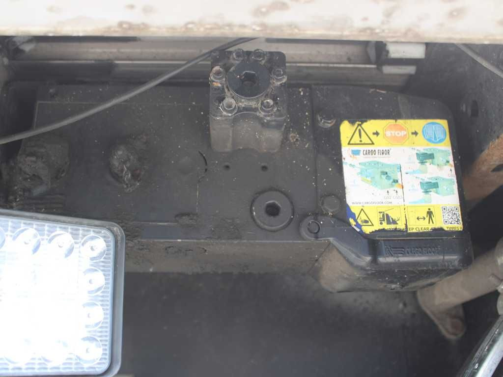 Náves s posuvnou podlahou Reisch R24, WALKINGFLOOR, LIFTING AXLE, SAF