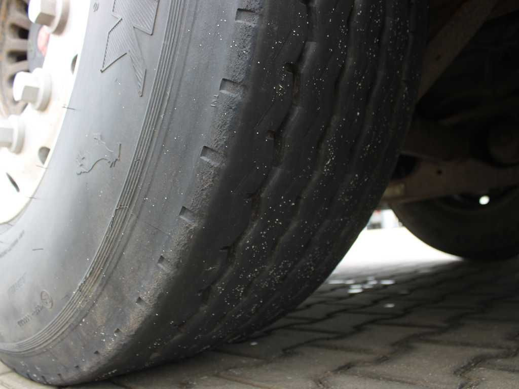 Náves s posuvnou podlahou Schwarzmüller SPA 3/E, LIFTING AXLE, SAF, WALKINGFLOOR