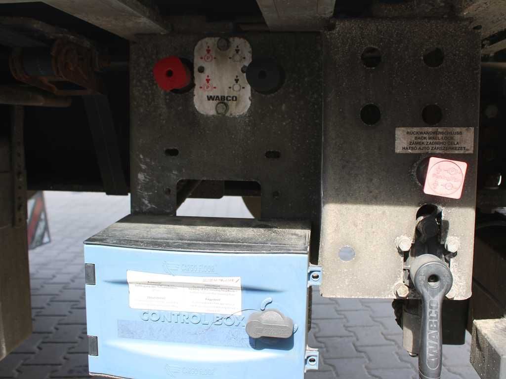 Náves s posuvnou podlahou Schwarzmüller SPA 3/E, WALKINGFLOOR, LIFTING AXLE, SAF