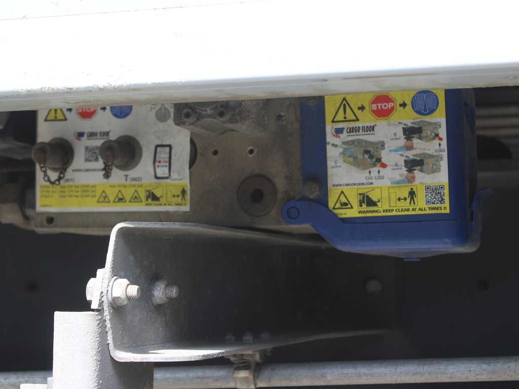 Náves s posuvnou podlahou Schwarzmüller SPA 3/E, WALKINGFLOOR, LIFTING AXLE, SAF