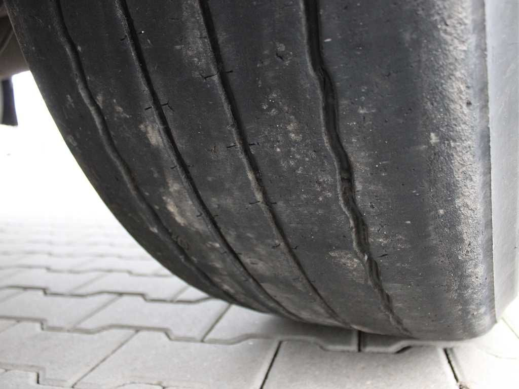 Náves sklápěcí Schmitz Cargobull SKI 24 SL 10.5, AXLES 9t, LIFTING AXLE
