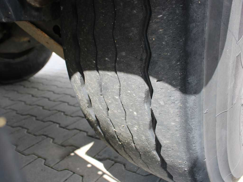 Náves sklápěcí Wielton NW-3, LIFTING AXLE, SAF, HARDOX, 32m³