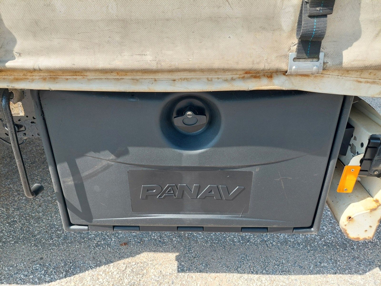 Plachtový náves Krone SD Mega Liner