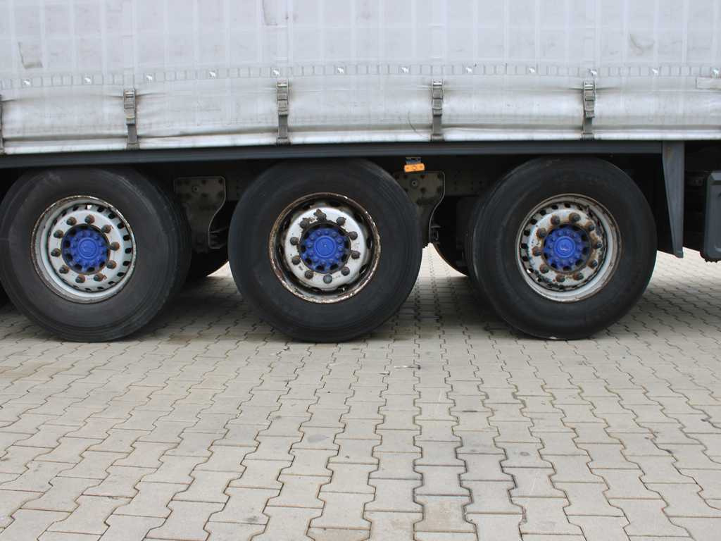 Plachtový náves Schmitz SCHMITZ CARGOBULL, LIFTING AXLE, MULTILOCK