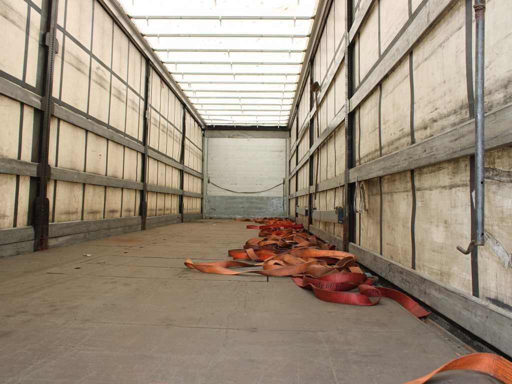 Plachtový náves Schwarzmüller SPA 3/E, LIFTING AXLE, MULDA, SAF, MULTILOCK
