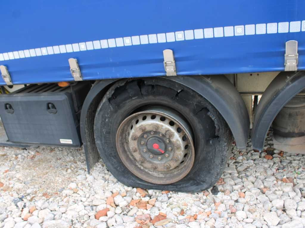 Plachtový náves Schwarzmüller SPA 3/E, MULTILOCK, LIFTING AXLE, SAF, MULDA