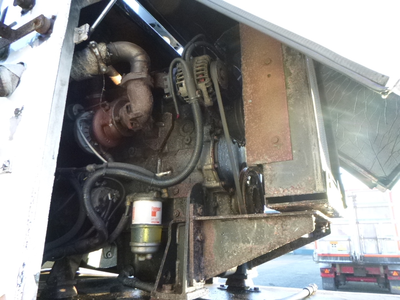 Cisternový náves na prepravu múky Spitzer Powder tank alu 37 m3 + engine/compressor: obrázok 17