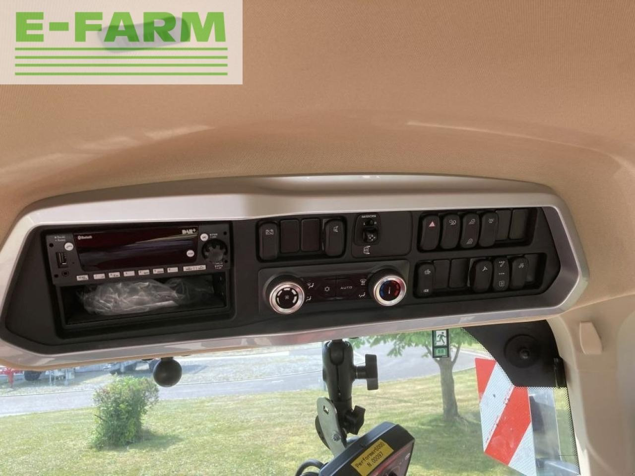 Traktor Case-IH optum 300 cvx drive: obrázok 19