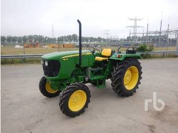 Nový Traktor JOHN DEERE 5105: obrázok 1