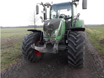 Kolesový traktor Fendt 724
