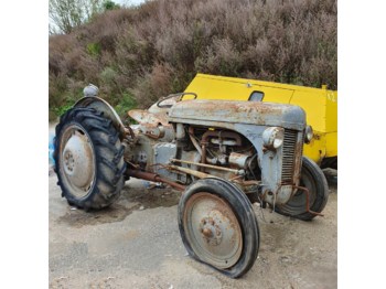 Traktor Massey Ferguson TE20: obrázok 1
