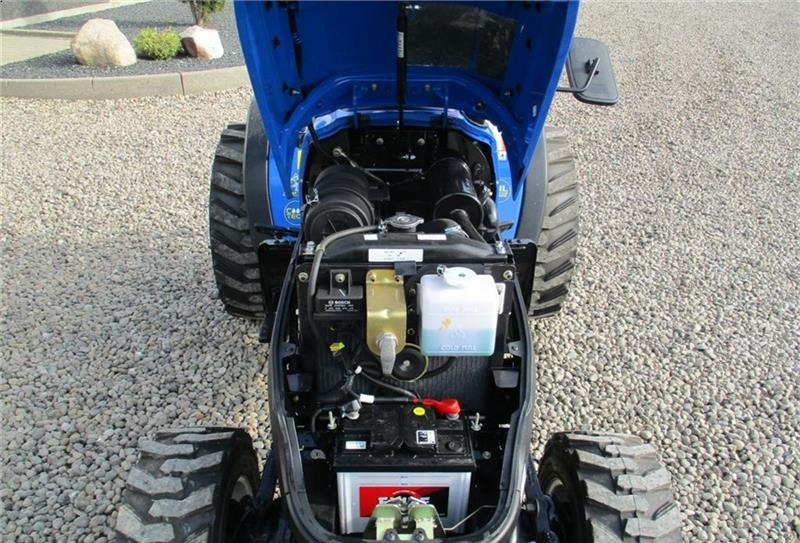 Traktor Solis 26 6+2 gearmaskine med Servostyrring og Industri h: obrázok 8