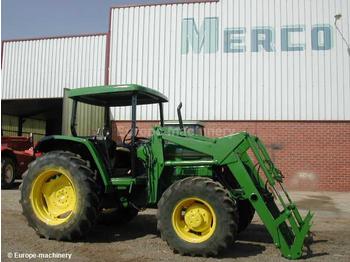 John Deere 6200 DT - Traktor