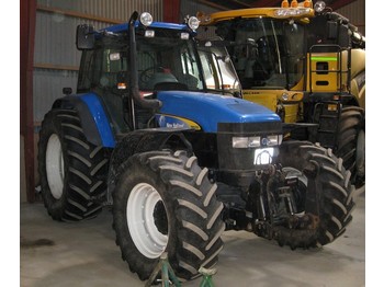 New Holland New Holland TM155 - 155 Horse Power - Traktor
