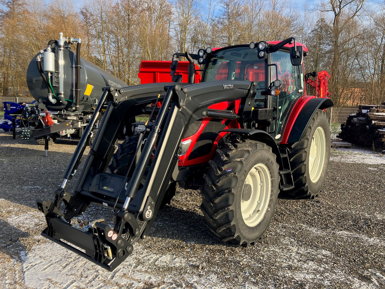 Nový Traktor Valtra A115 MH4 2B0: obrázok 5