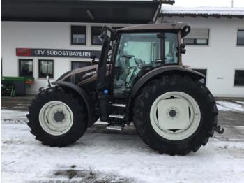 Nový Traktor Valtra G 125eV 1B9: obrázok 1