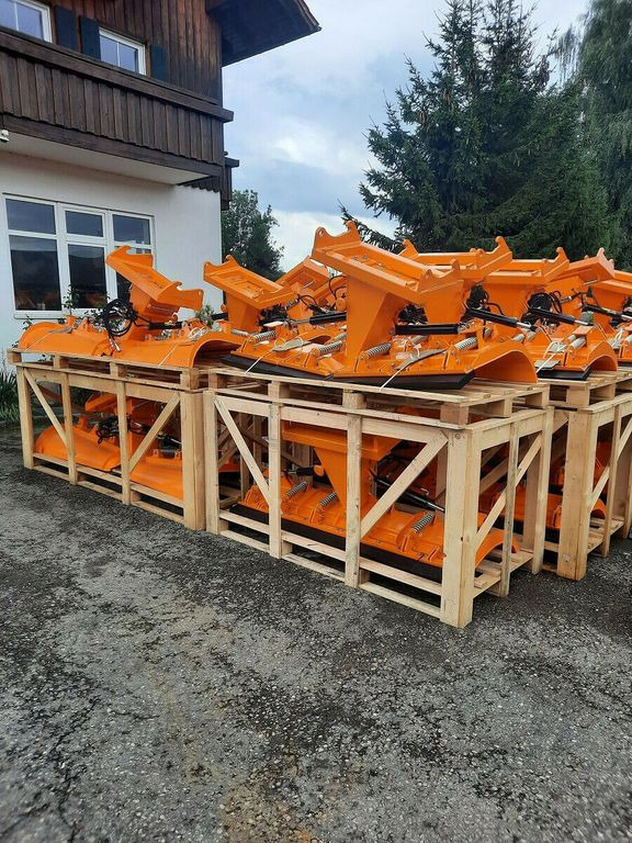 Radlica na sneh CAT neues Schneeschild Vario 2,6 m, 2,2m, 2,9m, 3,3m