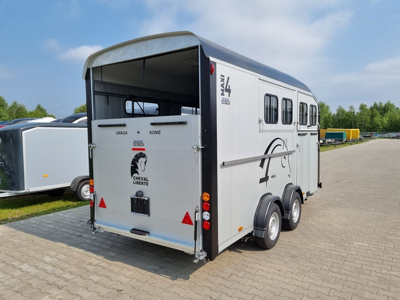 Nový Príves na prepravu koní Cheval Liberté Optimax Maxi 4 horse trailer 3.5T przyczepa na 4 konie siodlarni: obrázok 7