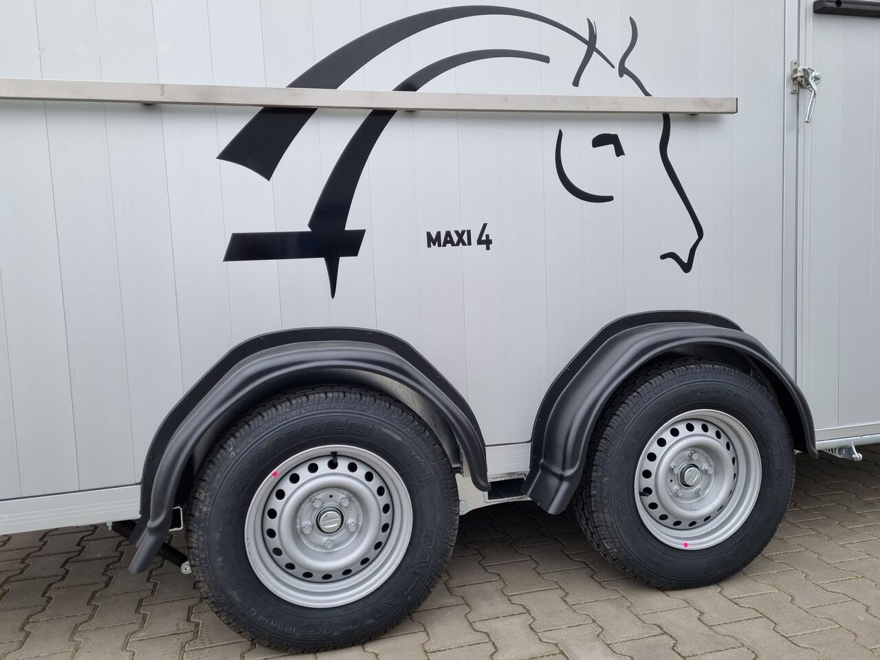 Nový Príves na prepravu koní Cheval Liberté Optimax Maxi 4 horse trailer 3.5T przyczepa na 4 konie siodlarni: obrázok 48