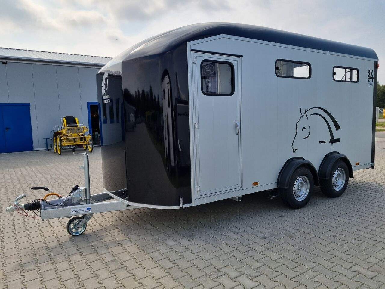 Nový Príves na prepravu koní Cheval Liberté Optimax Maxi 4 horse trailer 3.5T przyczepa na 4 konie siodlarni: obrázok 17