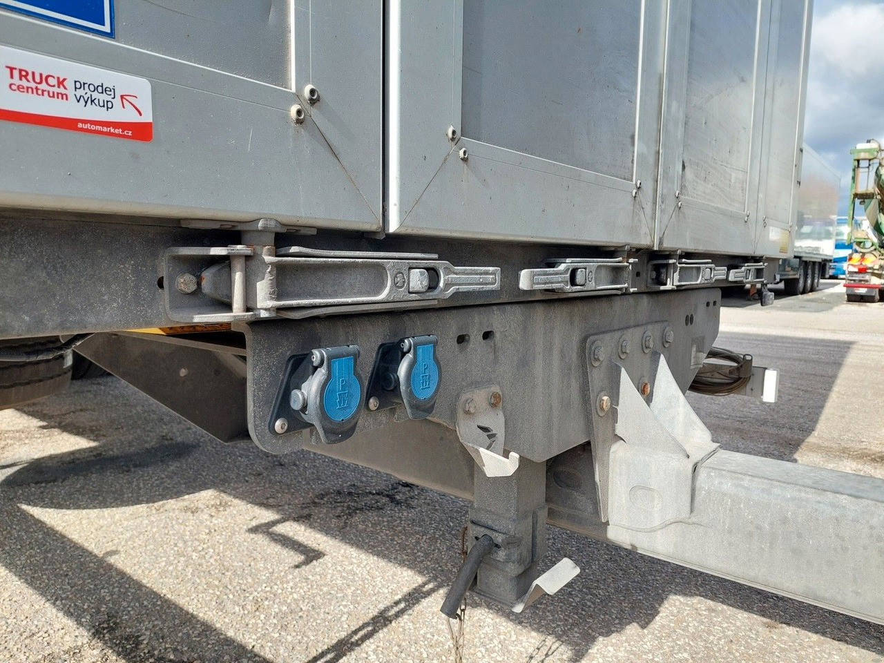 Plachtový príves Gniotpol G-4080 Durchladbarer