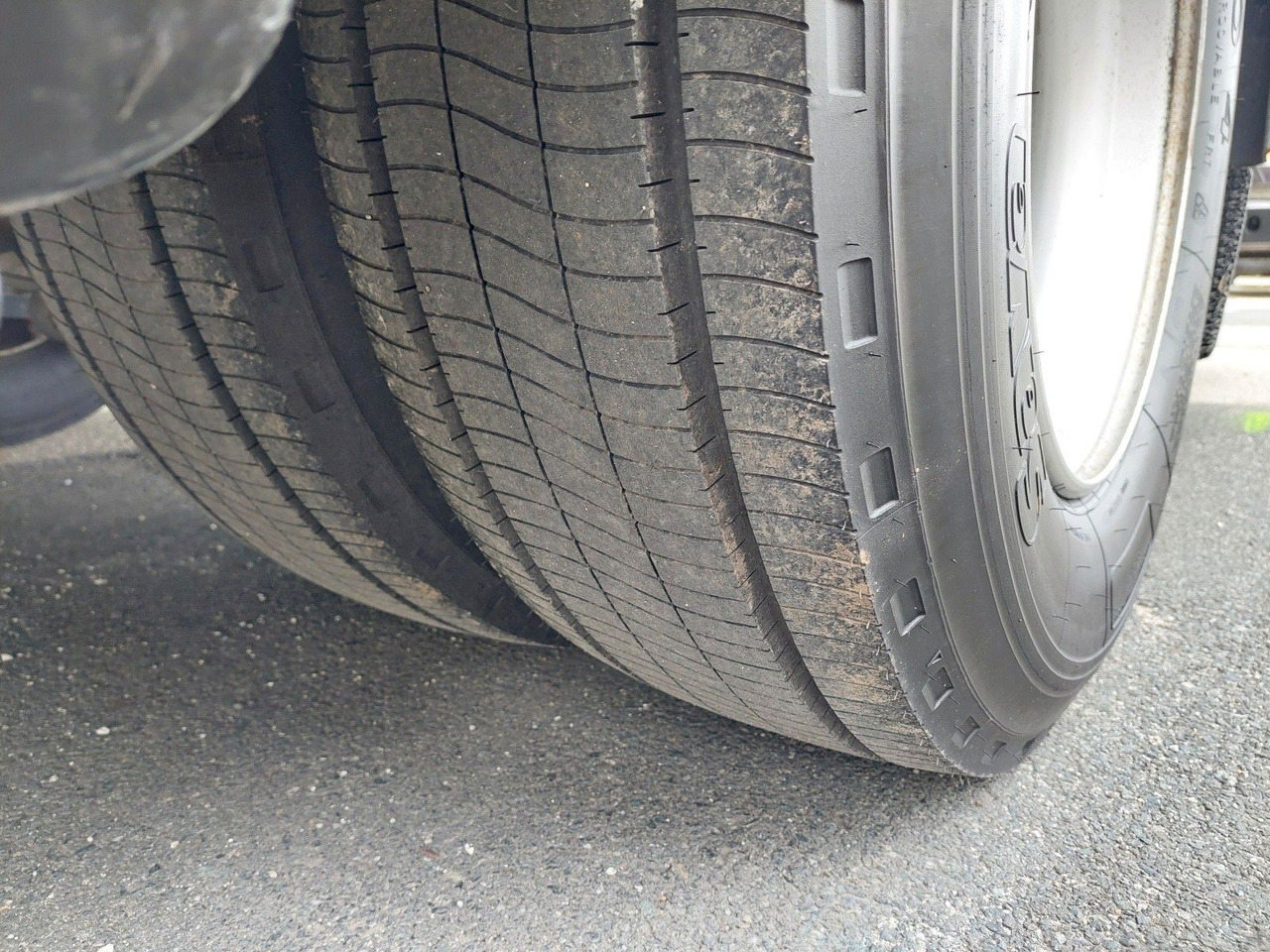 Plachtový príves Gniotpol G-4080 Durchladbarer