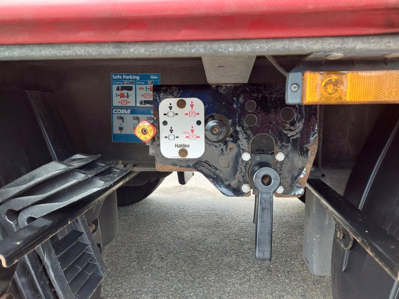 Plachtový príves Wielton PC2K tandem Durchbar