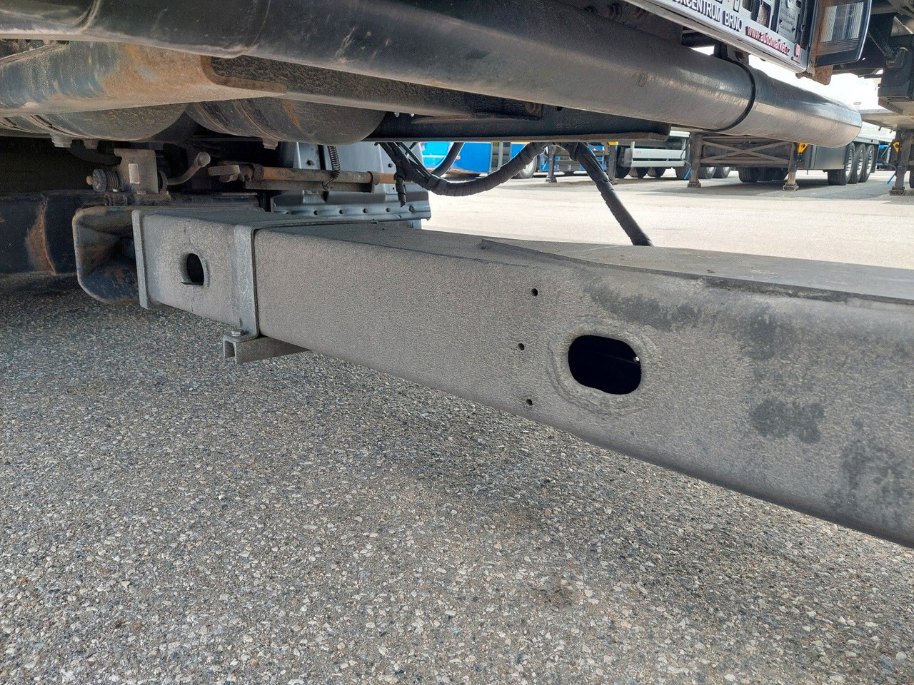 Plachtový príves Wielton PC2K tandem Durchbar