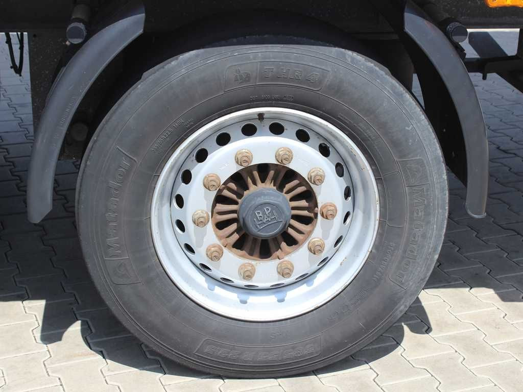 Príves skriňové SVAN CHT 202, CARRIER SUPRA 850 U, EL.SOCKET