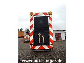 Plošinový/ Valníkový príves SCHMITZ CARGOBULL Schiffner & Verkehrsleittafel LED: obrázok 1