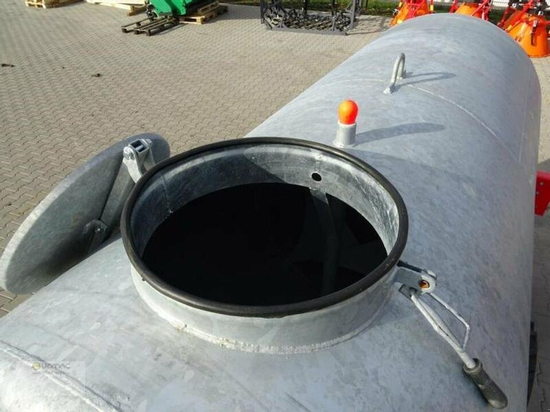 Nový Cisternový príves, Poľnohospodársky príves Vemac Wasserfass 2000 Liter Wassertank Wasserwagen NEU: obrázok 18