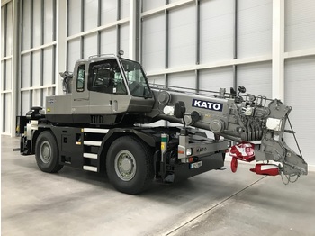 Autožeriav KATO 25 Ton City Crane