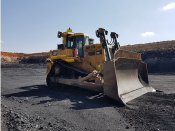 Buldozér Cat D9R