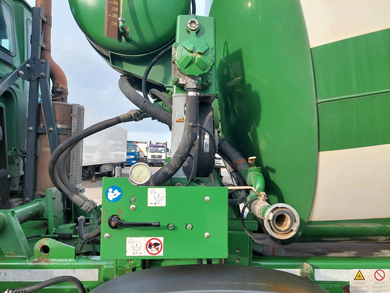 Domiešavač MAN TGS 32.360 BB Stetter 8x4