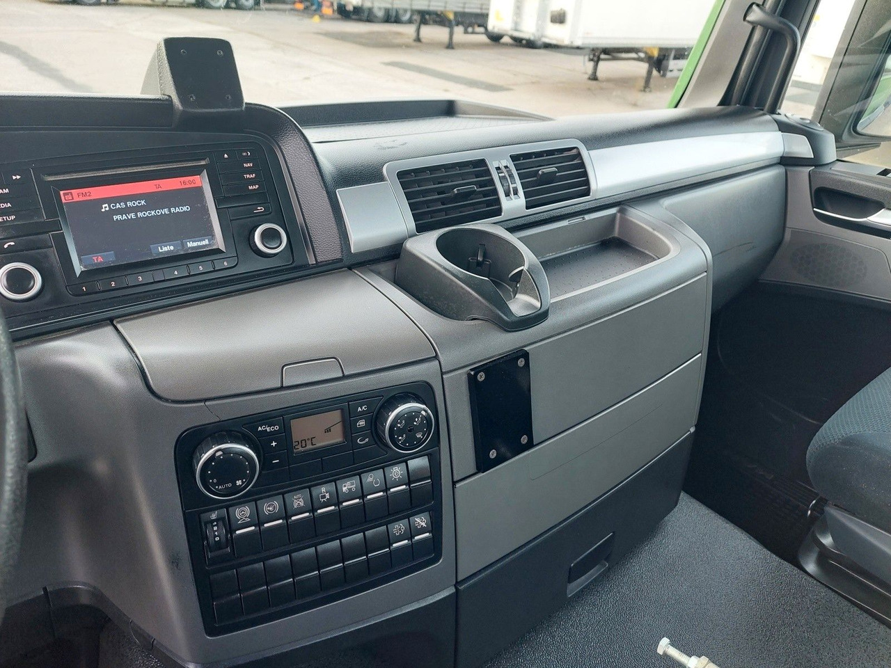 Domiešavač MAN TGS 32.360 BB Stetter 8x4