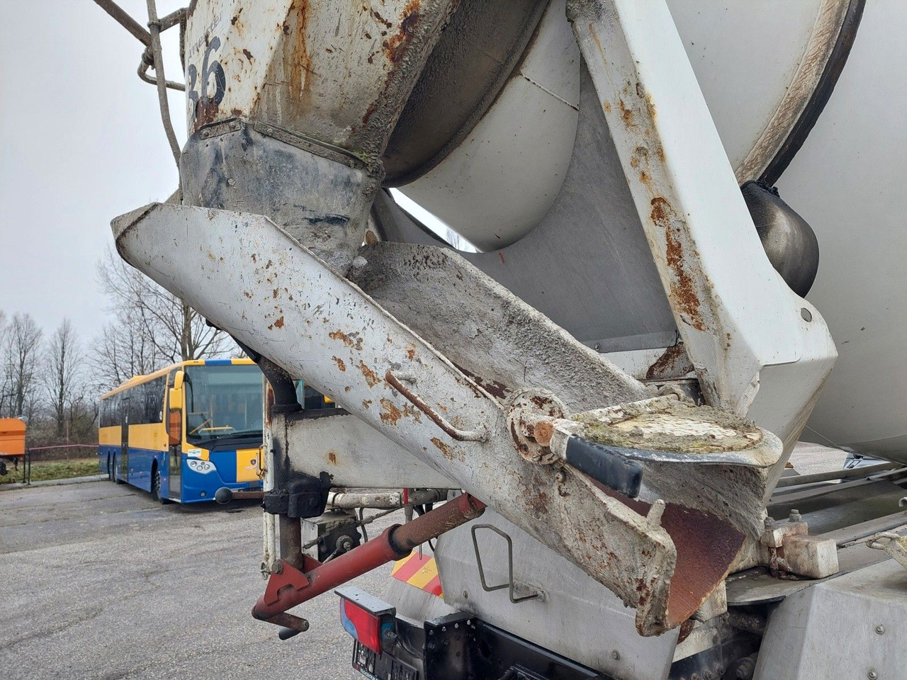 Domiešavač MAN TGS 32.420 BB Intermix 9m3 8x4