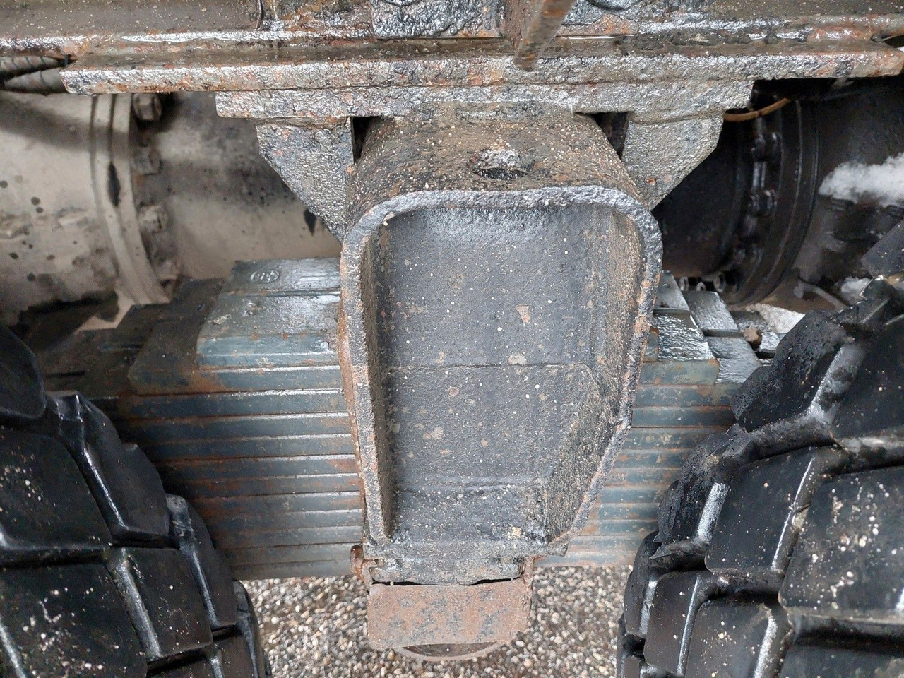 Domiešavač Tatra T815 6x6 mit Fördererband PD-01