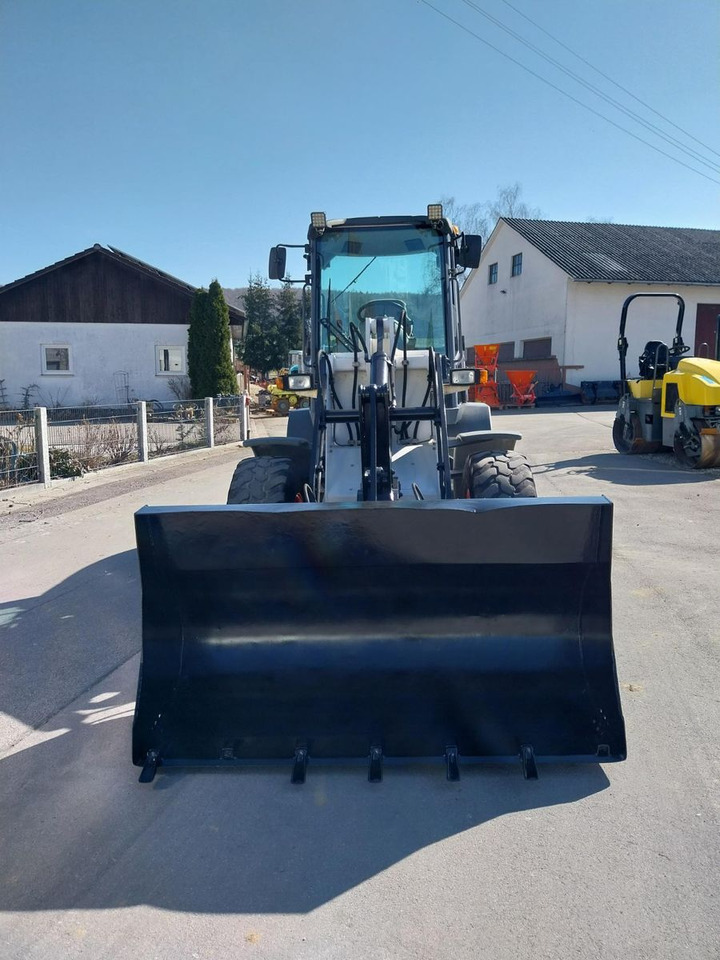Kolesový nakladač Bobcat AL 440  baugleich mit Terex TL 100