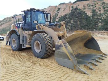 Kolesový nakladač Caterpillar 966K