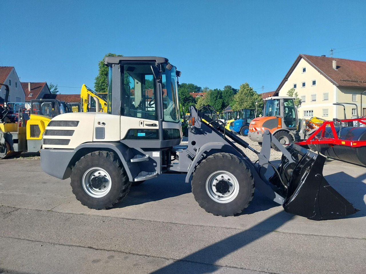 Kolesový nakladač Terex TL 80, 100, 120,  65