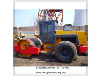 Kompaktor BOMAG BW213D