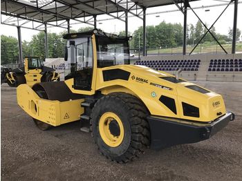Kompaktor BOMAG BW 226 BVC-5
