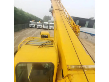 Autožeriav XCMG QY16D Used mini truck crane 16t mobile construction crane: obrázok 4