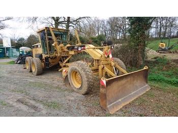 Zrovnávač Caterpillar 120H