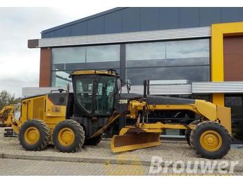 Zrovnávač Caterpillar 120 M