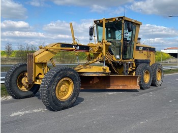 Zrovnávač Caterpillar 140H
