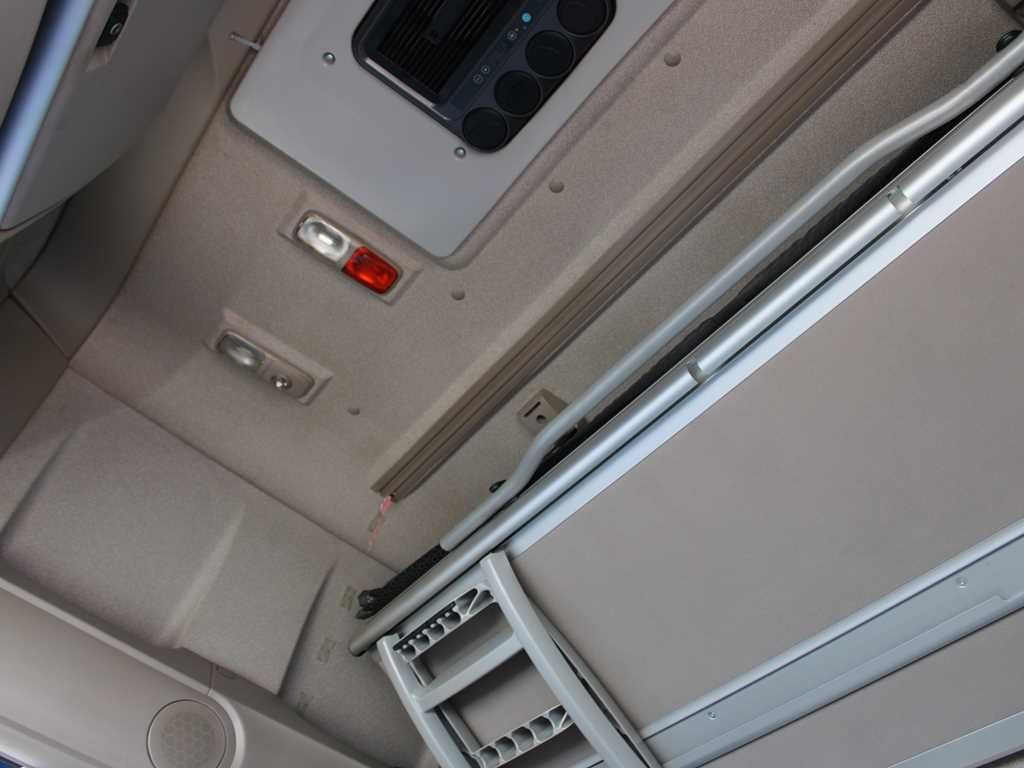 Ťahač DAF XF 410 FT,DOUBLE CIRCLE HYDRAULIC,AIR SUSPENSIOS